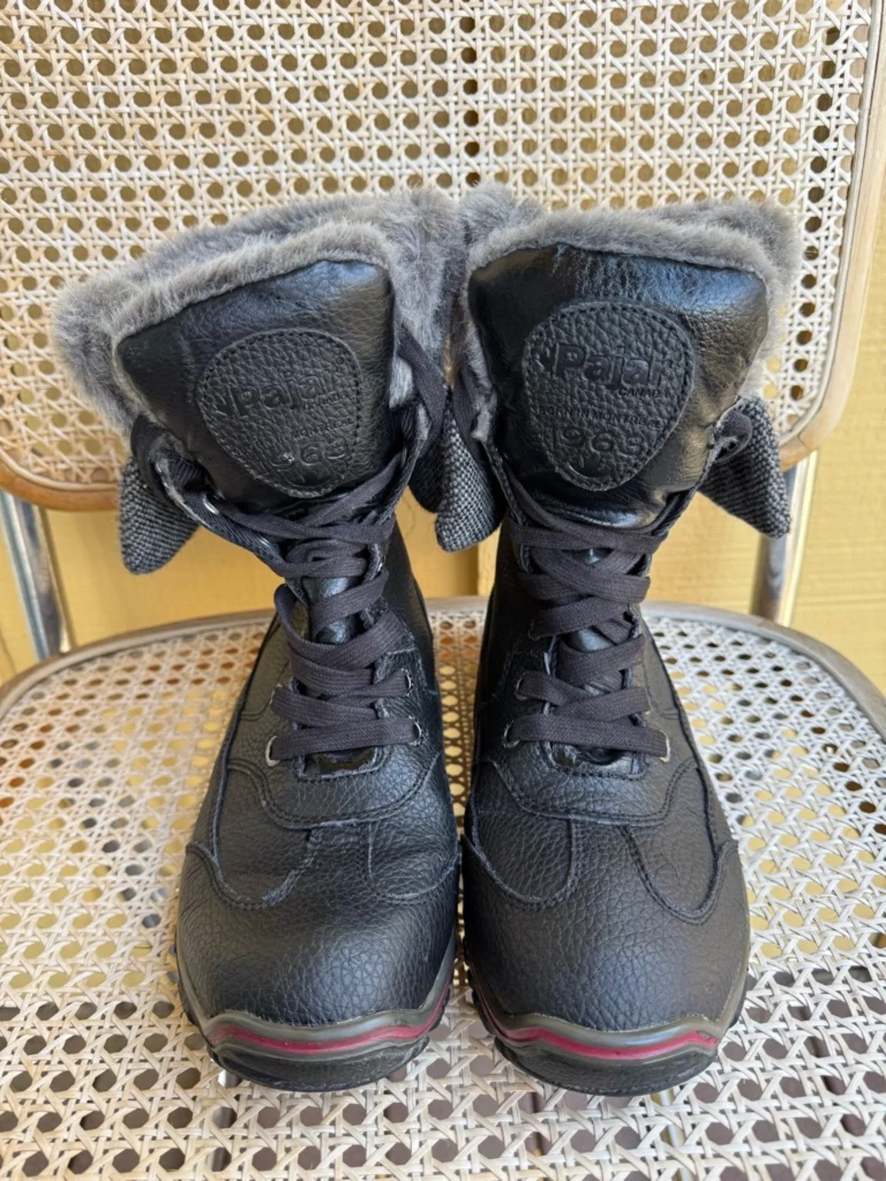 Pajar Canada Winter Boots Black Insulated Waterproof Women’s size 8